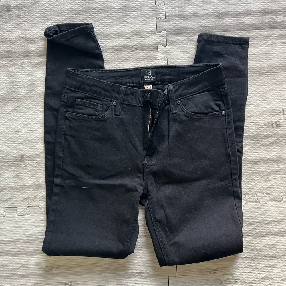Just Black Women's Black Jeans 27